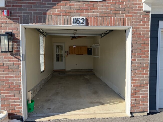 Building Photo - 1162 Harbor Ct