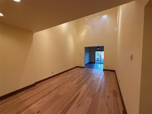 Building Photo - 12513 Burninglog Ln