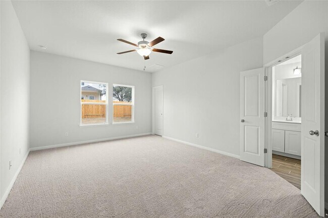 Building Photo - 329 Bright Star Ln