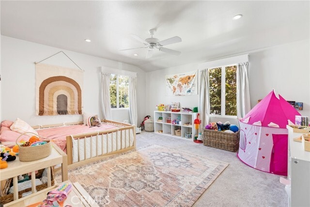 Building Photo - 285 Sierks St