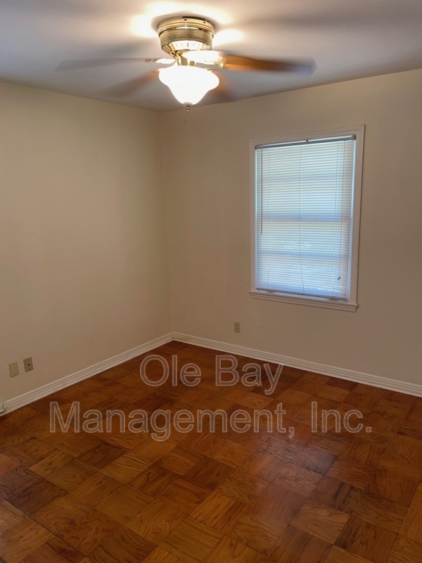 Building Photo - 126 General Bullard Ave