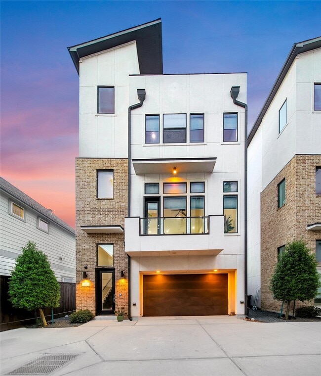 Building Photo - 1505 Colorado St