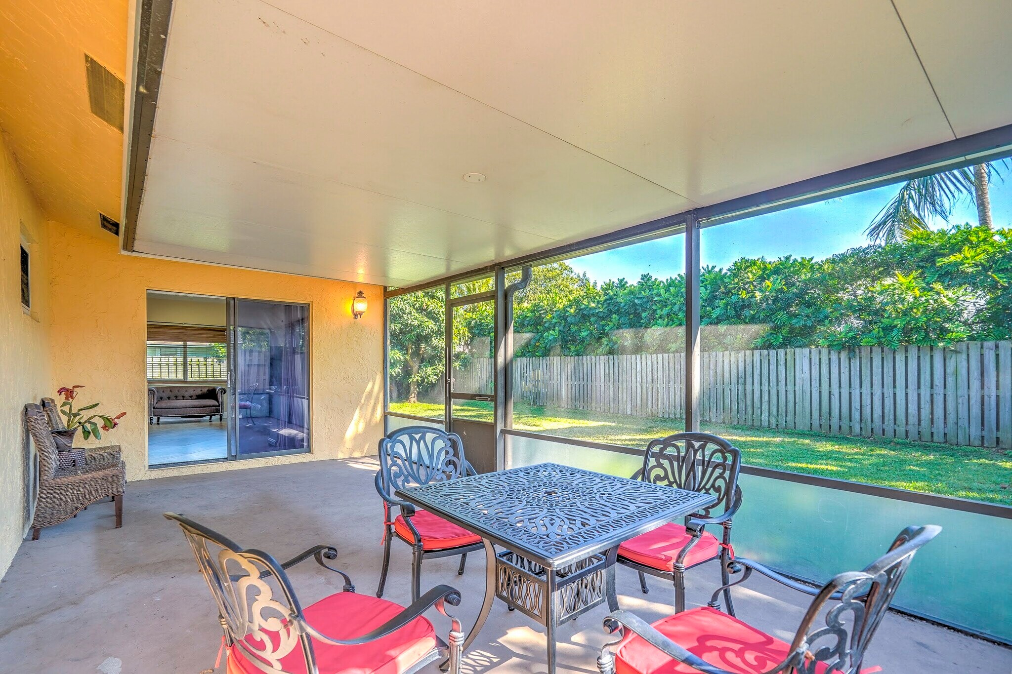 Building Photo - 1386 Fulmar Dr