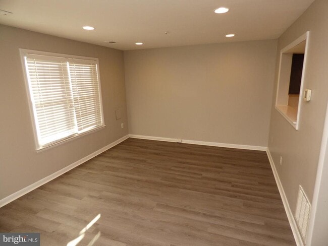 Building Photo - 18024 Singing Pine Cir