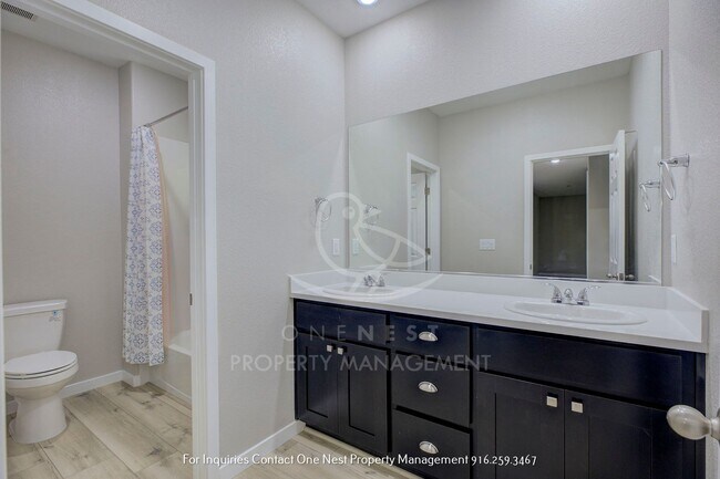 Building Photo - Brand new-4 bedroom, loft, 3 bathroom - Li...