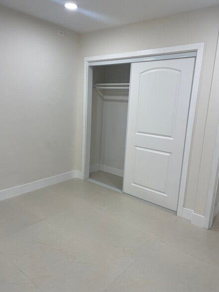 Building Photo - 3608 W Valencia Dr