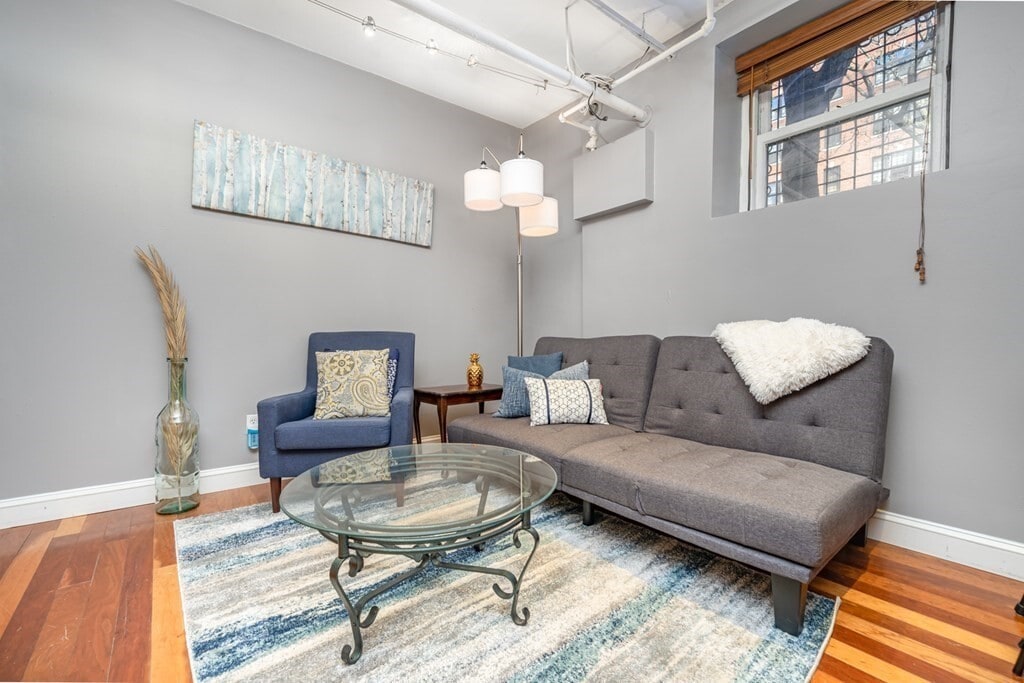 Building Photo - 330 Dartmouth St