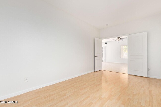 Building Photo - 4542 N 111th Dr