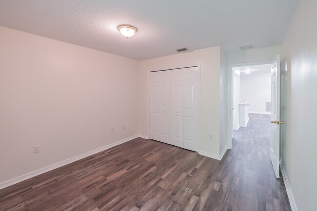 Building Photo - 507 Paulling Dr