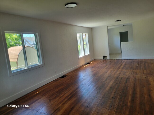 Building Photo - 2241 Baker St