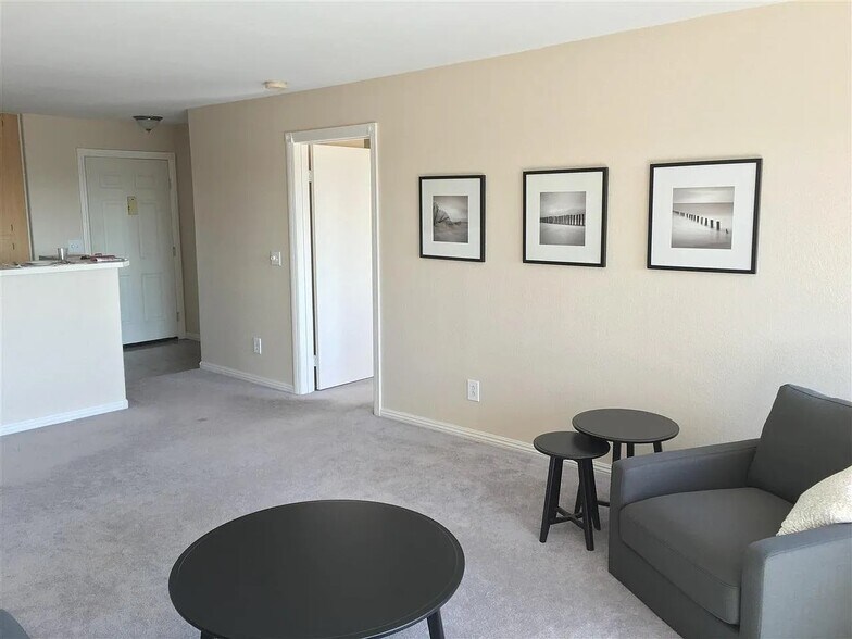 Building Photo - 3775 Georgia St