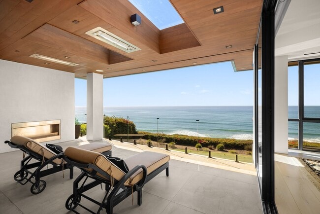 Building Photo - Luxury Coastal Escape w/ Resort-Style Amenities & Stunning Views