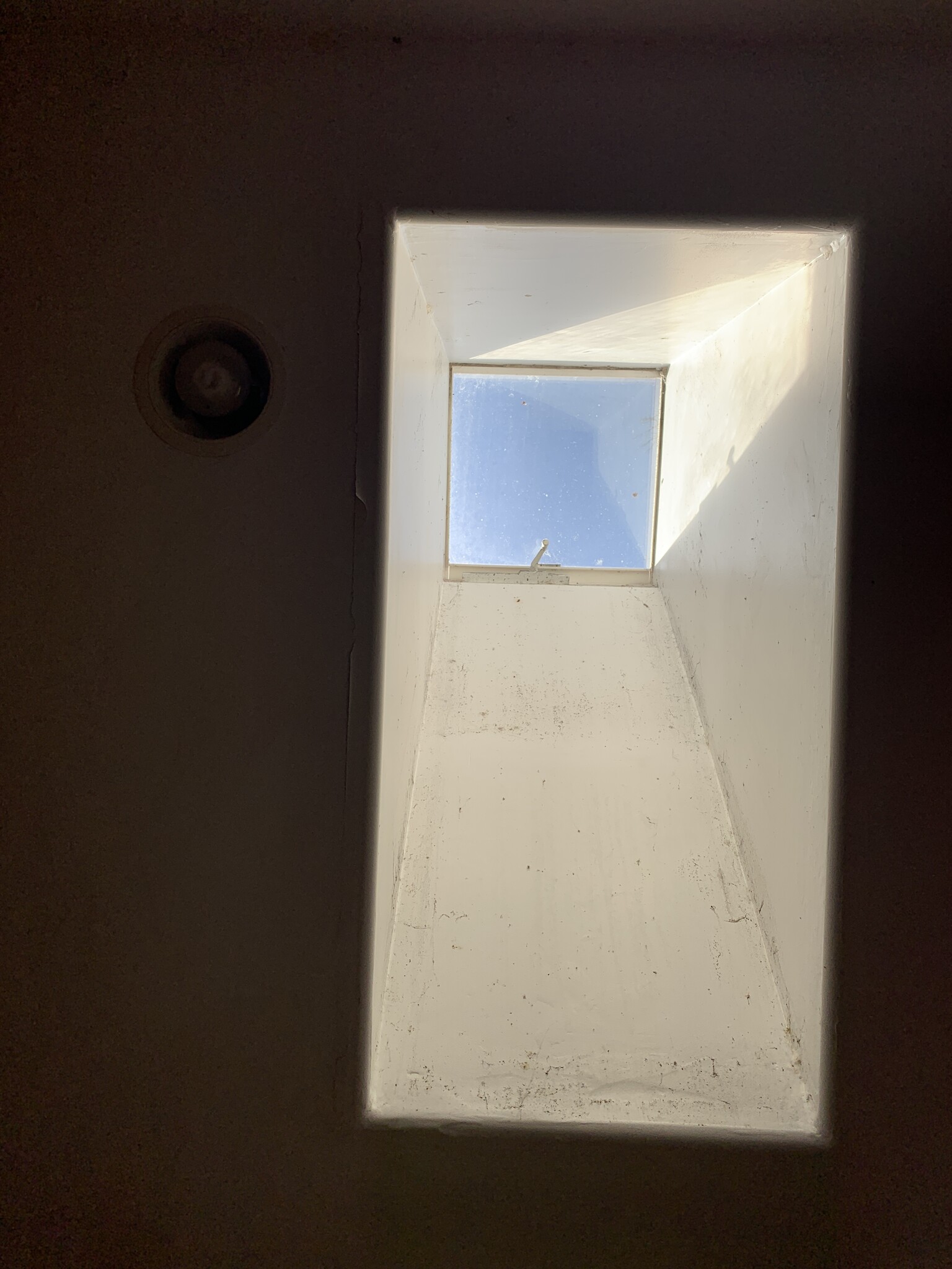 Sky light in bathroom - 4822 N 14th St