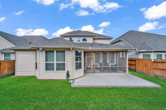 Building Photo - 2030 Woodland Pine Ct