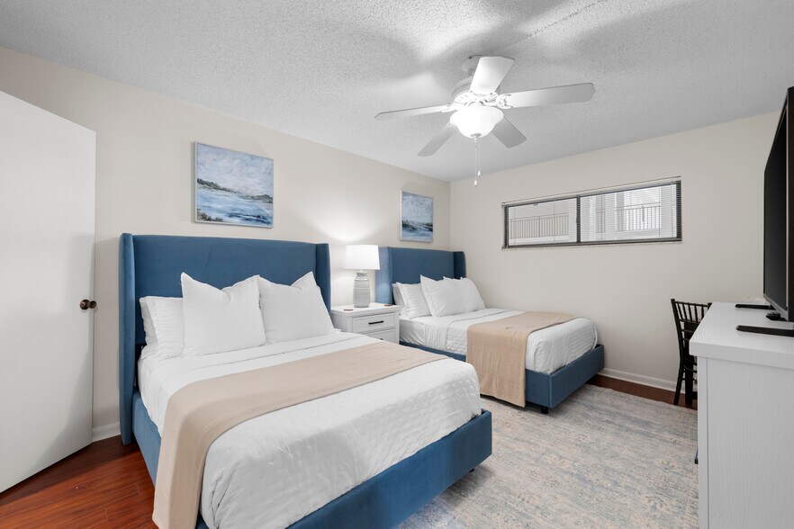 Guest Room - 1104 Benjamin Franklin Dr