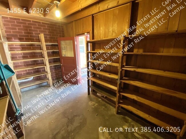 Building Photo - 1455 E 4230 S