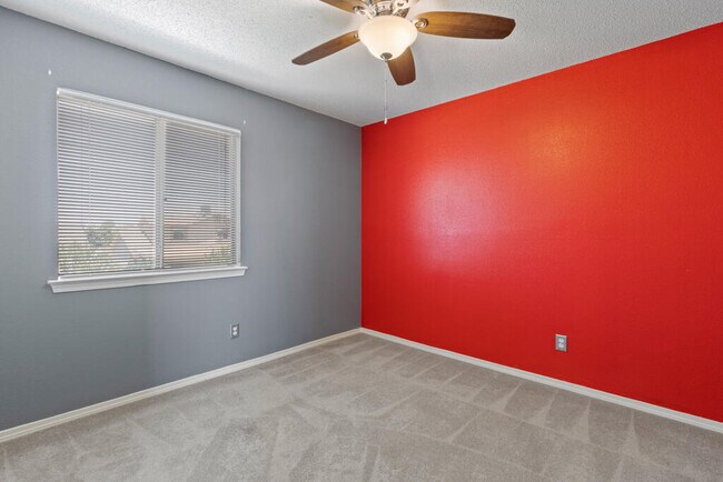 Building Photo - 14029 Volcanic Rock Dr