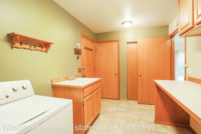 Building Photo - 2 br, 2 bath House - 1027 Serenity Pines