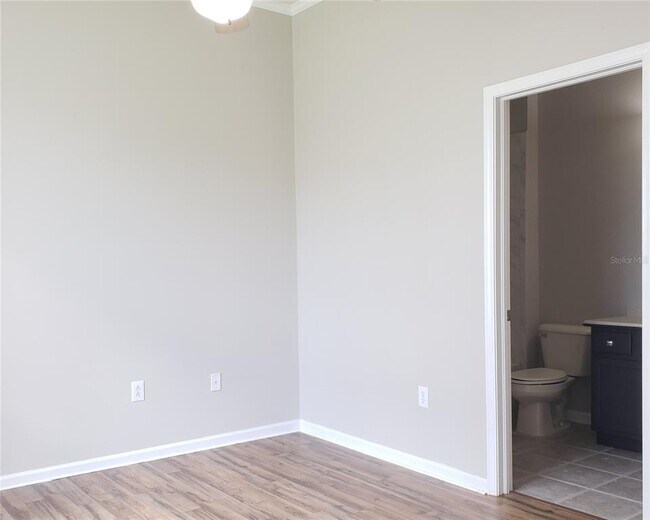 Building Photo - 25638 Ferdinand Ct