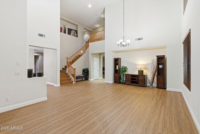 Building Photo - 6206 W Buckhorn Trail