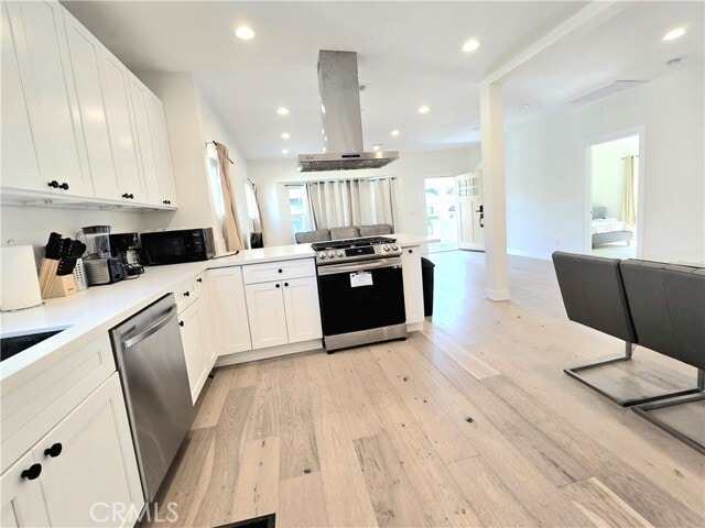 Building Photo - 1225 W 41st St