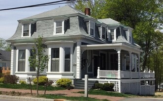 Building Photo - 73 Silver St