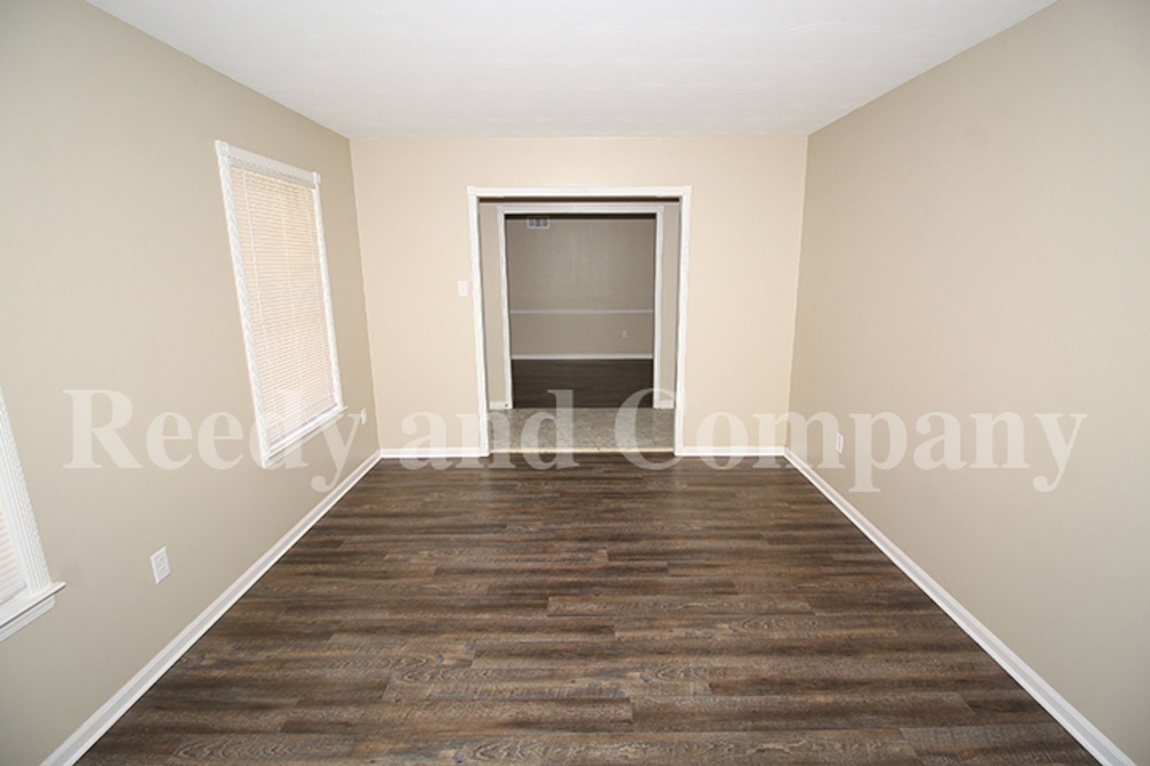 Building Photo - 3235 Fox Chase Dr