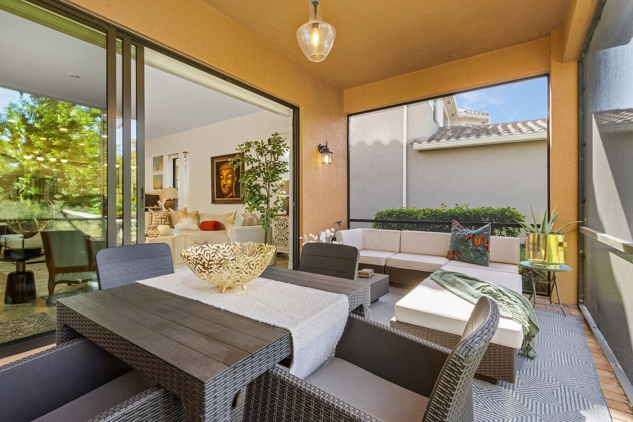 Building Photo - 3063 Hudson Ter