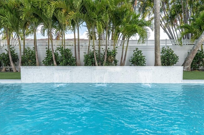 Building Photo - 2628 Marcinski Rd