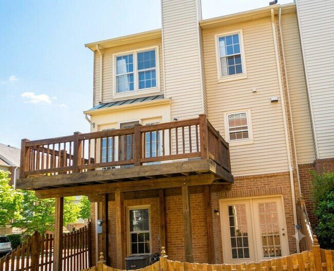 Building Photo - 12020 Lisa Marie Ct