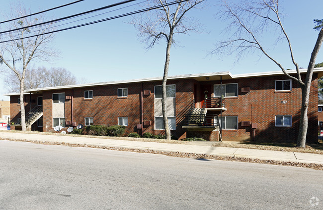 Primary Photo - Cardinal Apartments