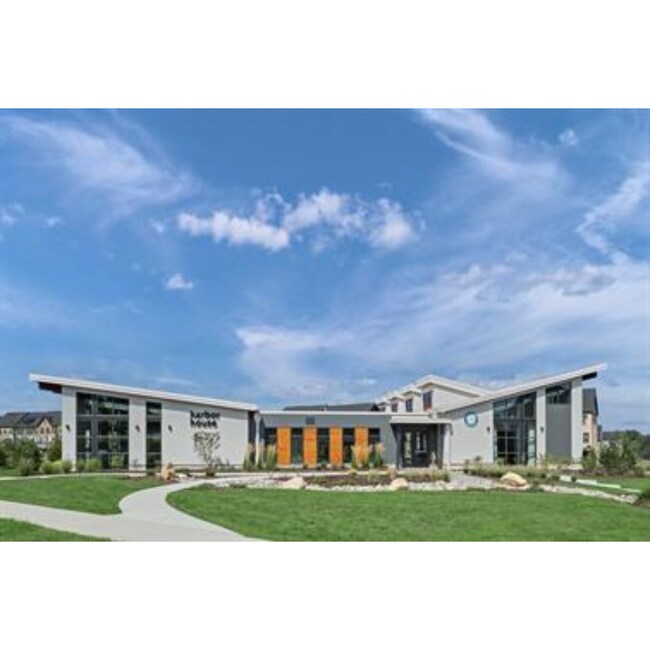 Building Photo - 822 Teacher Mitchell Rd