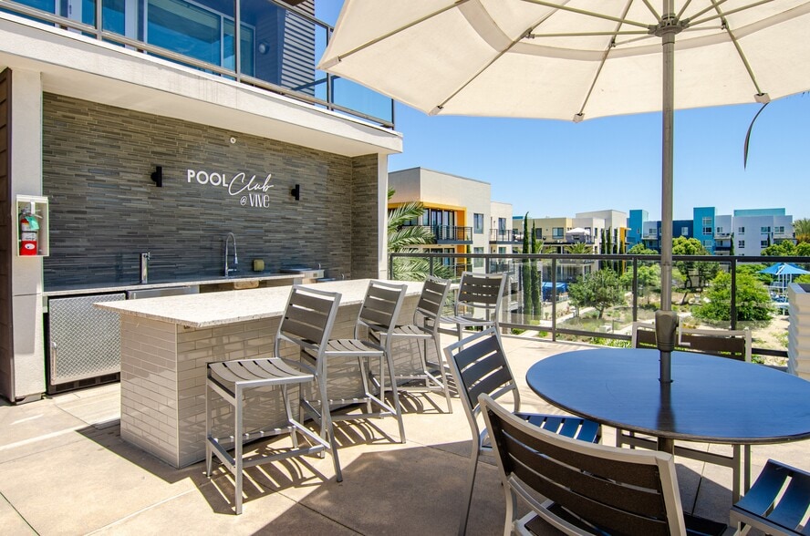 Vive on the Park, San Diego, Outdoor Lounge - Vive on The Park