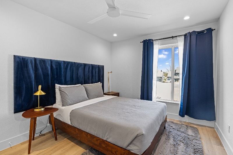 Building Photo - 1903 Albury Cove