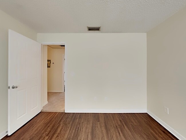 Building Photo - 154 Lori Anne Ln