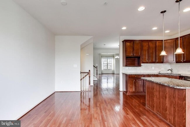 Building Photo - 13411 Deer Highlands Way