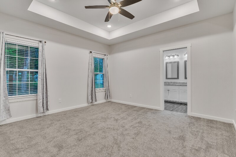 Building Photo - 404 Onyx Dr