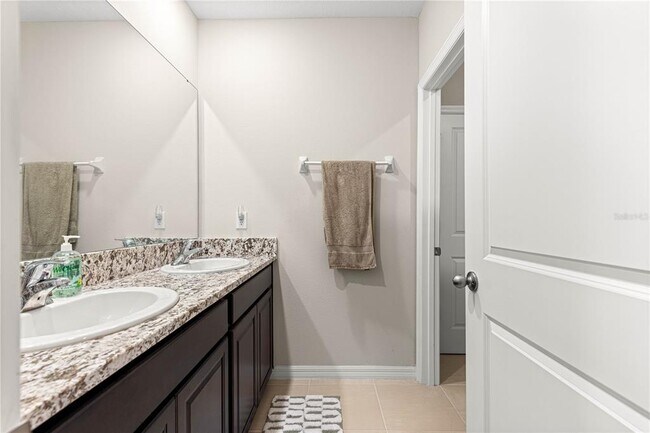 Building Photo - 8142 SW 59th Ave