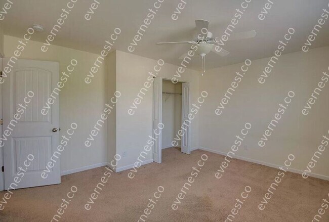 Building Photo - 1628 Stonewater Dr