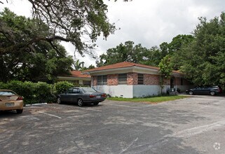 Building Photo - Edgewood Apartments LLC