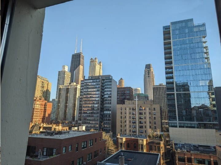 Building Photo - 1 E Scott St