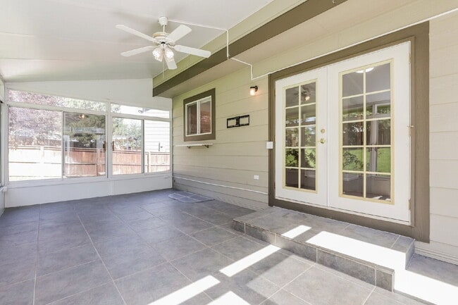 Building Photo - 4240 E Brookwood Pl