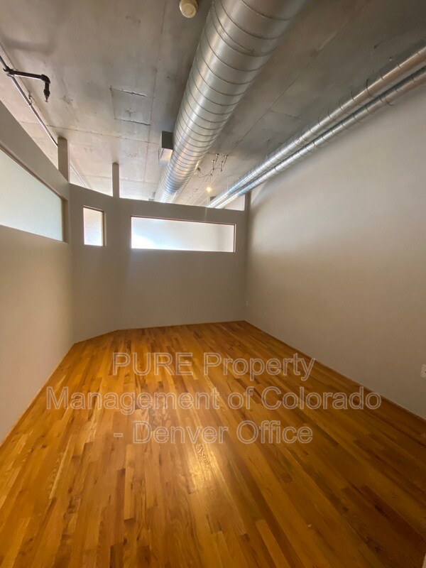 Building Photo - 1499 Blake St
