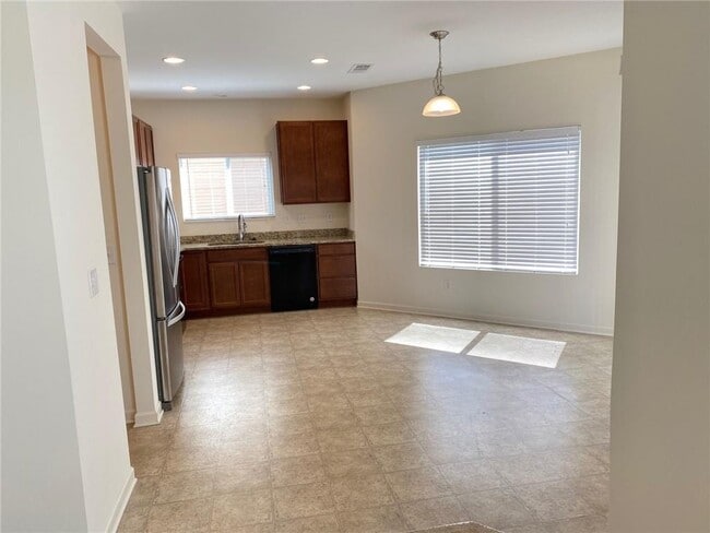 Building Photo - 1490 Avalon Creek Rd