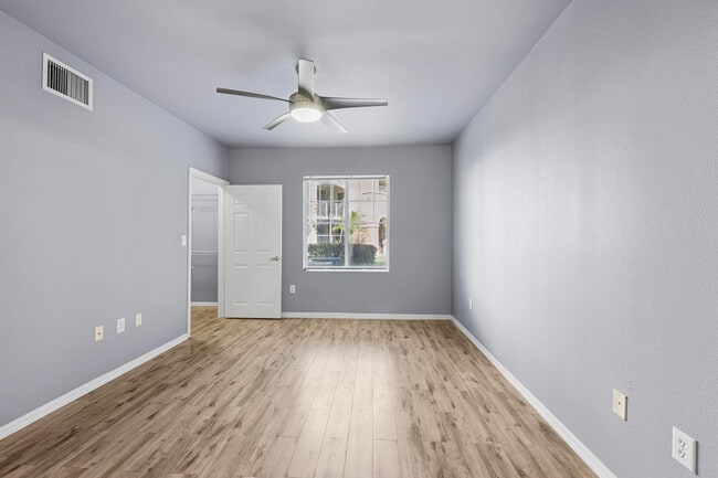 Building Photo - 6410 Emerald Dunes Dr