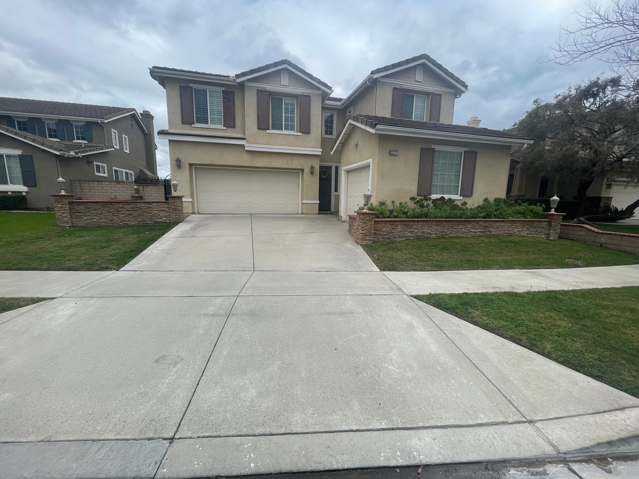 Building Photo - 12227 Wembley Ct