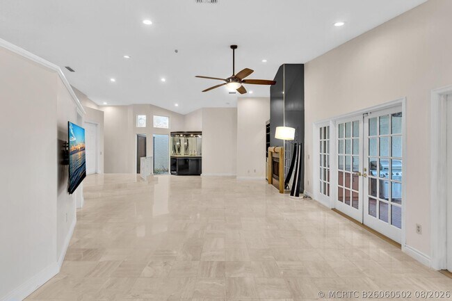 Building Photo - 22595 Esplanada Cir