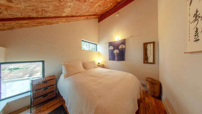 Building Photo - 9385 Reef Point Ln