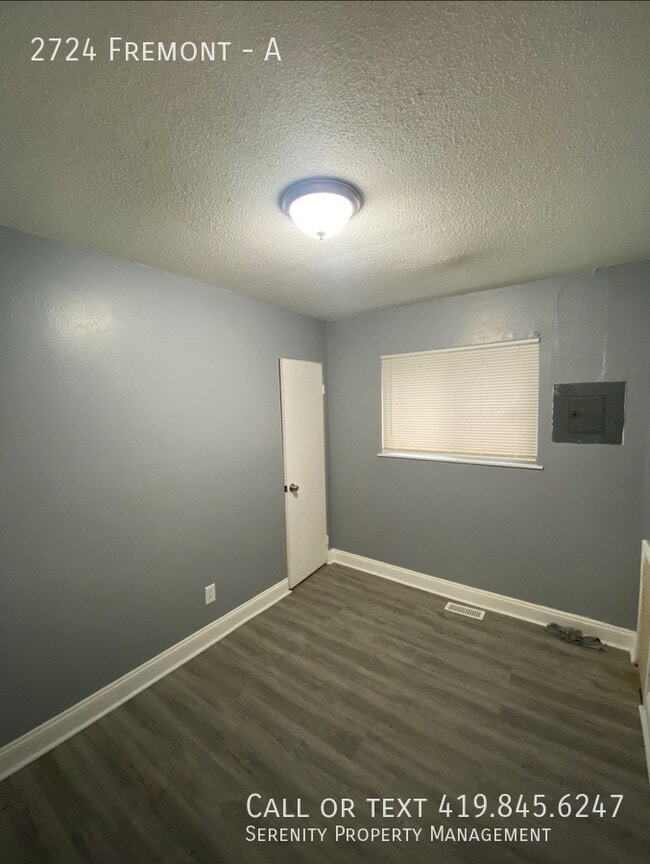 Building Photo - 2724 Fremont-A