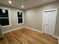 Building Photo - 16 Elm St